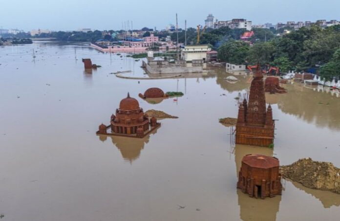 Bihar floods affecting thousands of people and communities